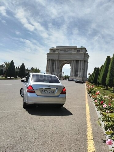 Nissan Tiida 2008, 219,241 km - 1.6 l - Gəncə
