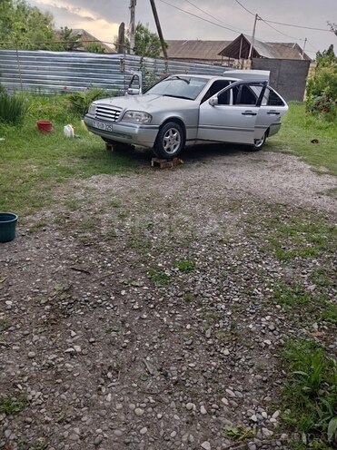 Mercedes C 180 1995, 370,000 km - 1.8 l - Zərdab