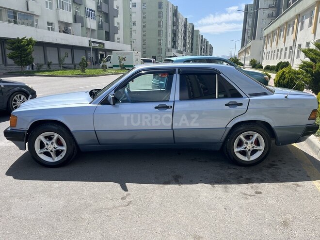 Mercedes 190 1992, 291,000 km - 2.0 л - Bakı