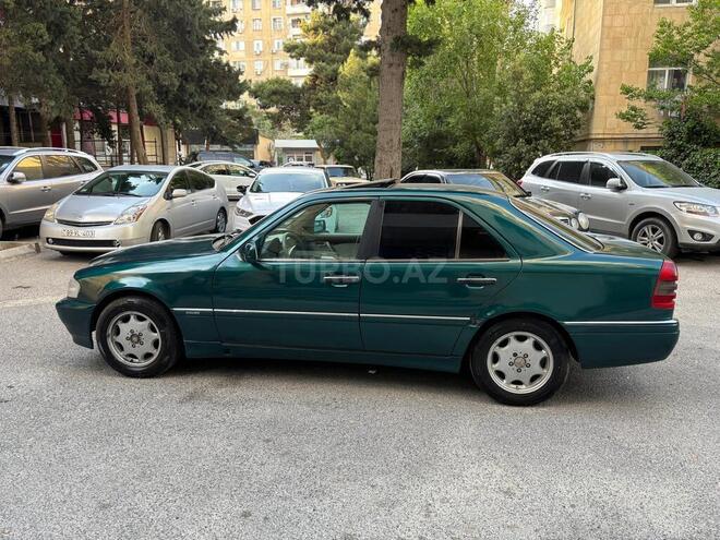 Mercedes C 180 1995, 332,000 km - 1.8 l - Bakı