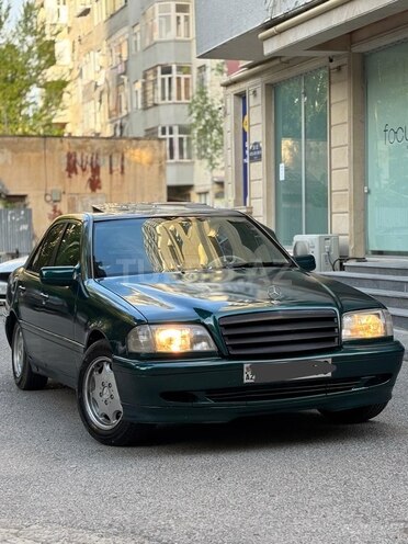 Mercedes C 180 1995, 332,000 km - 1.8 l - Bakı