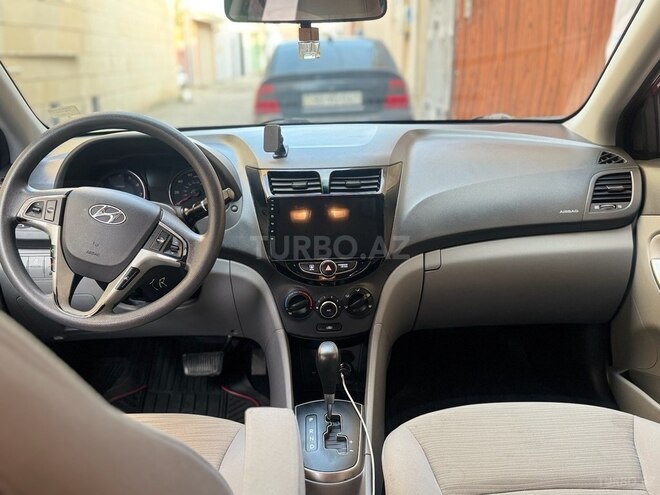 Hyundai Accent 2017, 131,207 km - 1.6 l - Bakı