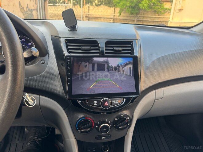 Hyundai Accent 2017, 131,207 km - 1.6 l - Bakı
