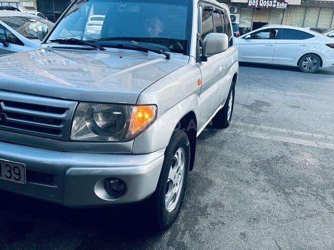 Mitsubishi Pajero io 1999, 321,321 km - 1.8 l - Bakı