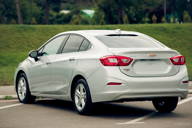 Chevrolet Cruze 2017, 242,000 km - 1.4 l - Gəncə