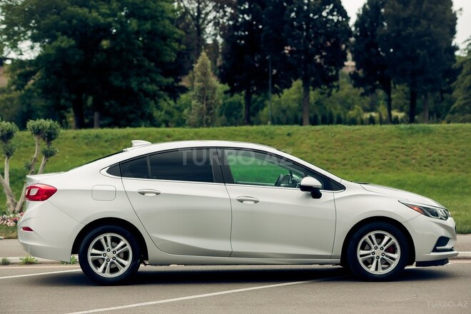 Chevrolet Cruze 2017, 242,000 km - 1.4 l - Gəncə