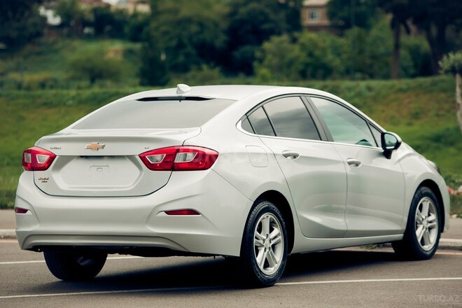 Chevrolet Cruze 2017, 242,000 km - 1.4 l - Gəncə