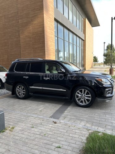 Lexus LX 570 2013, 198,000 km - 5.7 л - Bakı