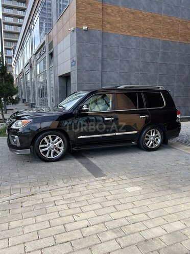 Lexus LX 570 2013, 198,000 km - 5.7 л - Bakı
