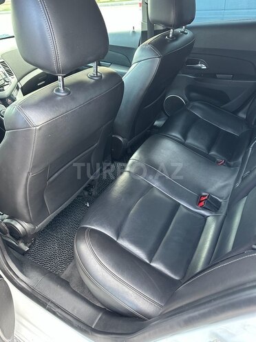 Chevrolet Cruze-7