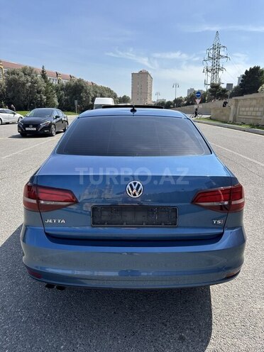 Volkswagen Jetta 2016, 227,428 km - 1.8 l - Bakı