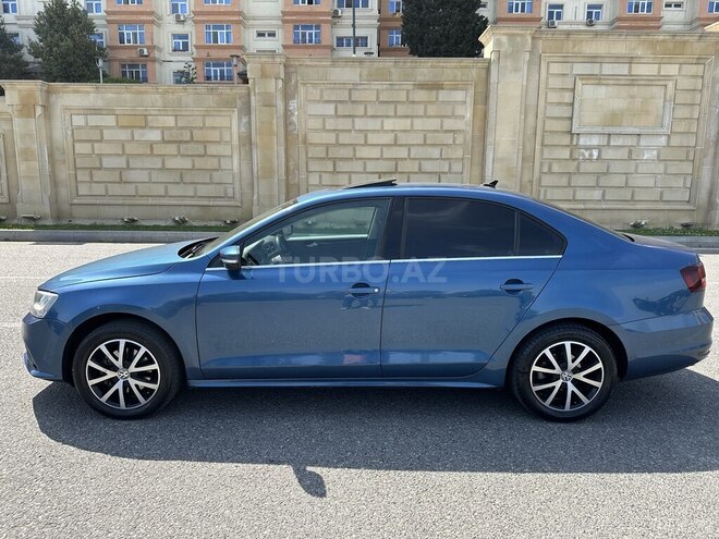Volkswagen Jetta 2016, 227,428 km - 1.8 l - Bakı
