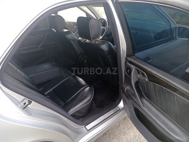 Mercedes E 280 2000, 257,000 km - 2.8 l - Bakı