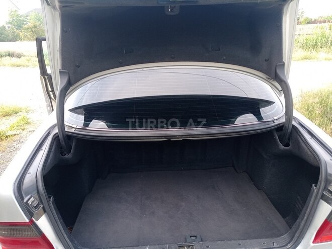 Mercedes E 280 2000, 257,000 km - 2.8 l - Bakı