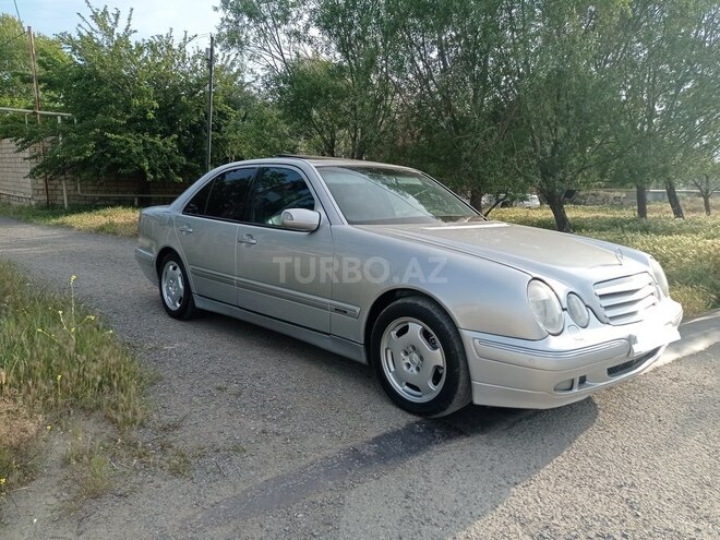 Mercedes E 280 2000, 257,000 km - 2.8 l - Bakı