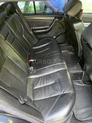 Mercedes C 230 1999, 332,000 km - 2.3 l - Bakı