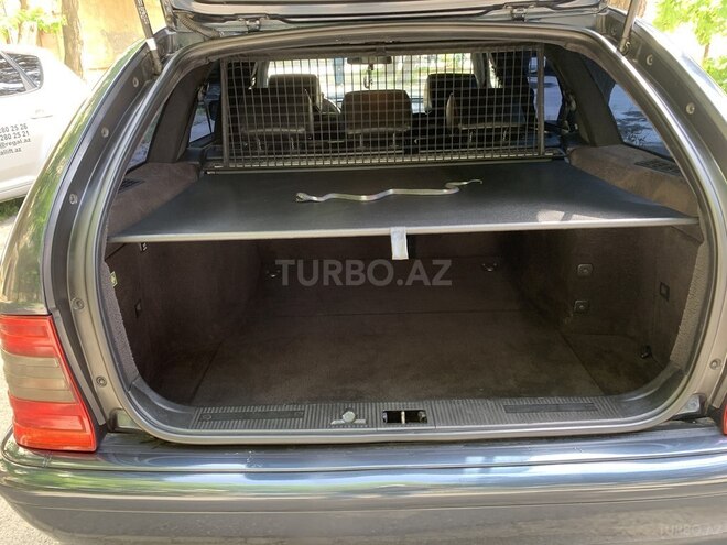 Mercedes C 230 1999, 332,000 km - 2.3 l - Bakı