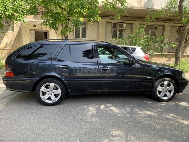 Mercedes C 230 1999, 332,000 km - 2.3 l - Bakı