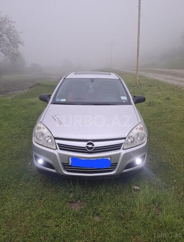Opel Astra 2007, 470,000 km - 1.4 l - Qusar