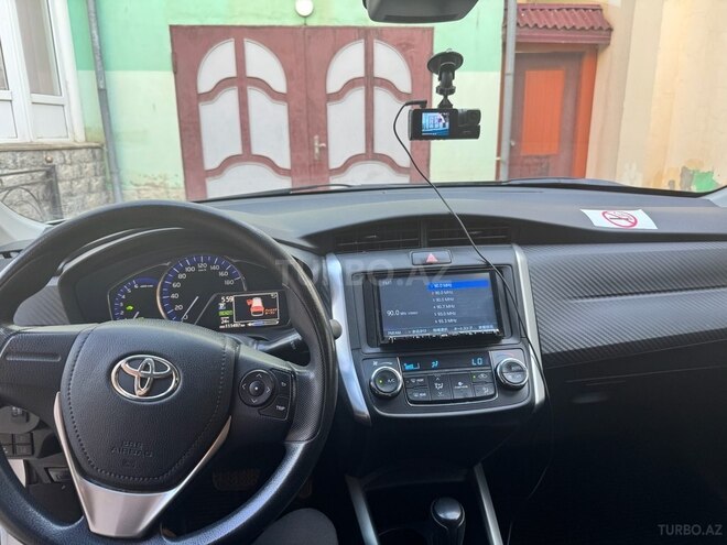 Toyota Corolla Fielder 2019, 110,000 km - 1.5 л - Bakı