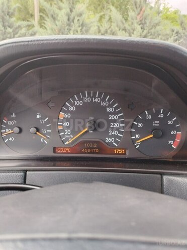Mercedes E 240 1998, 240,000 km - 2.4 l - Şəki