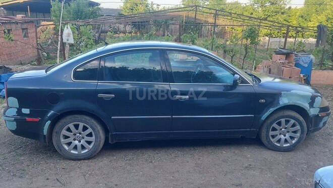 Volkswagen Passat 2000, 99,999 km - 2.0 l - Qazax