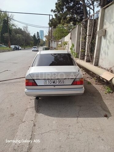 Mercedes C 230 1992, 300,000 km - 2.3 l - Bakı