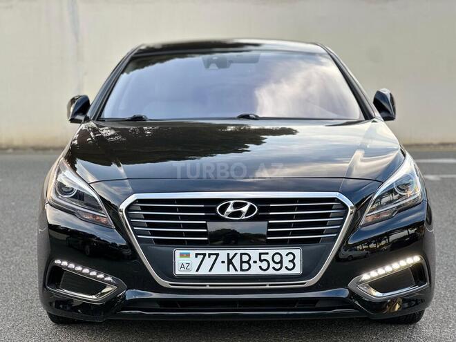 Hyundai Sonata-1