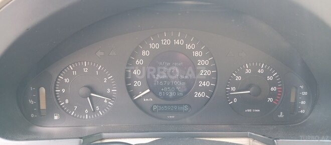 Mercedes E 240 2002, 365,929 km - 2.6 l - Gəncə