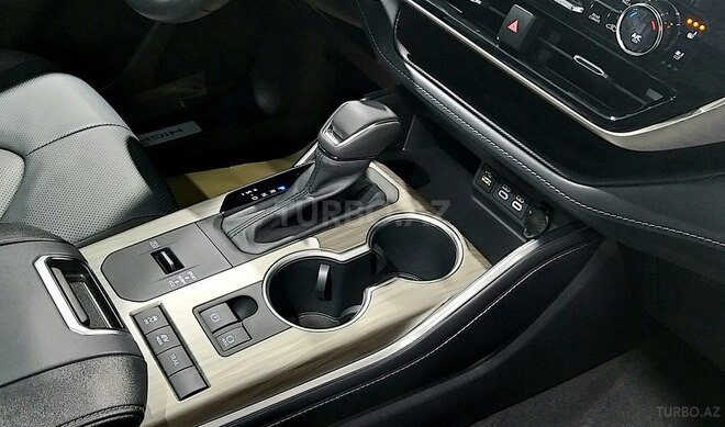 Toyota Highlander-26