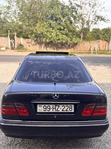 Mercedes E 270 1999, 322,161 km - 2.7 л - Göyçay