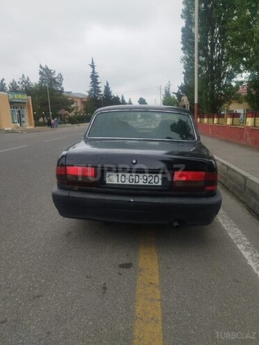 GAZ 3110 1999, 300,000 km - 2.3 l - Qusar
