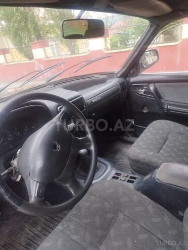 GAZ 3110 1999, 300,000 km - 2.3 l - Qusar