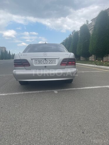 Mercedes E 220 d 1999, 449,000 km - 2.2 l - Gəncə