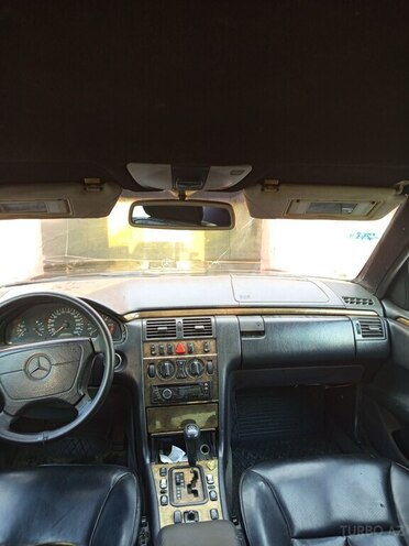 Mercedes E 300 d 1998, 400,000 km - 3.0 л - Bakı