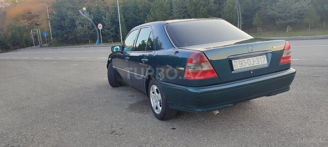 Mercedes C 180 1995, 200,999 km - 1.8 l - Quba