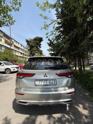 Mitsubishi Outlander 2022, 11,000 km - 2.5 l - Bakı