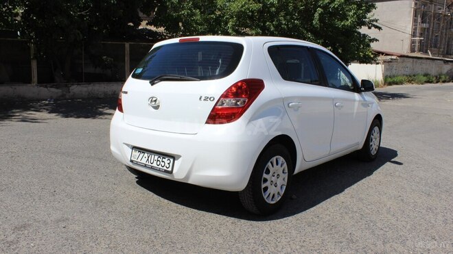 Hyundai i20 2010, 80,000 km - 1.3 l - Bakı