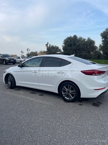 Hyundai Elantra 2017, 132,400 km - 2.0 l - Bakı