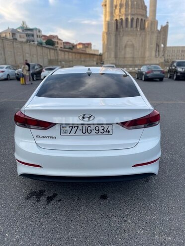 Hyundai Elantra 2017, 132,400 km - 2.0 l - Bakı
