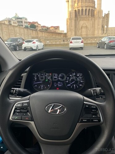 Hyundai Elantra 2017, 132,400 km - 2.0 l - Bakı