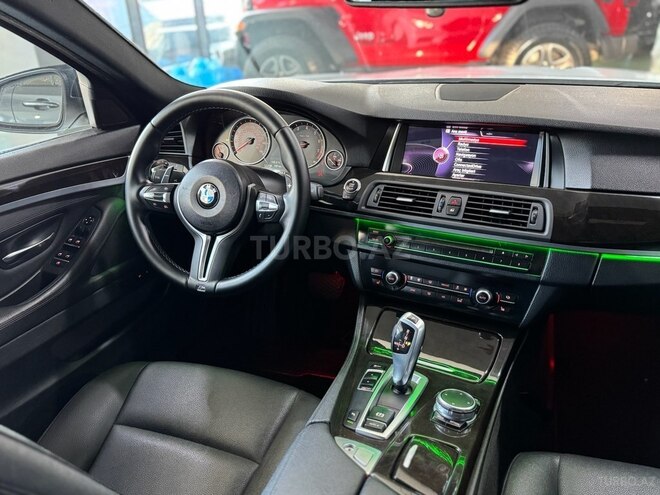 BMW 528-8