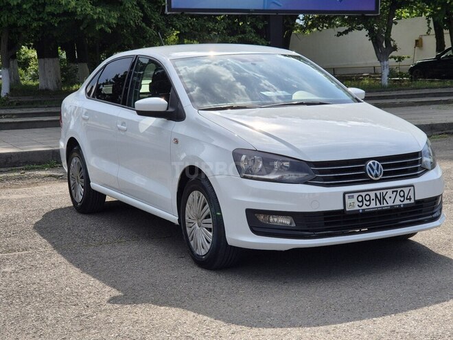 Volkswagen Polo 2015, 282,200 km - 1.6 l - Lənkəran