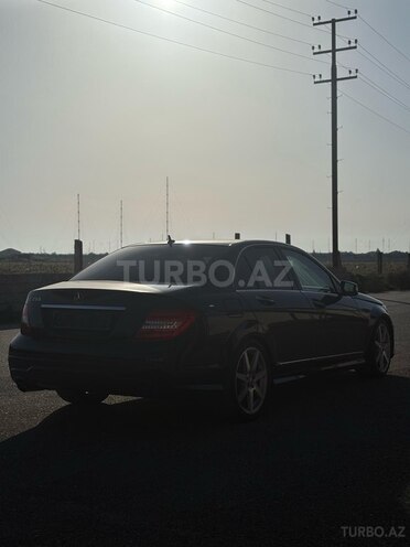 Mercedes C 250 2013, 212,000 km - 1.8 л - Bakı