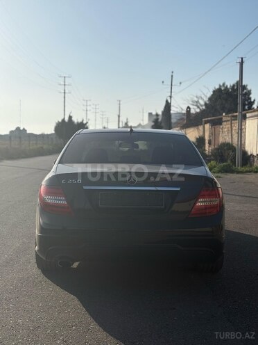 Mercedes C 250 2013, 212,000 km - 1.8 л - Bakı