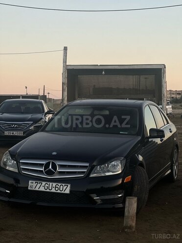 Mercedes C 250 2013, 212,000 km - 1.8 л - Bakı