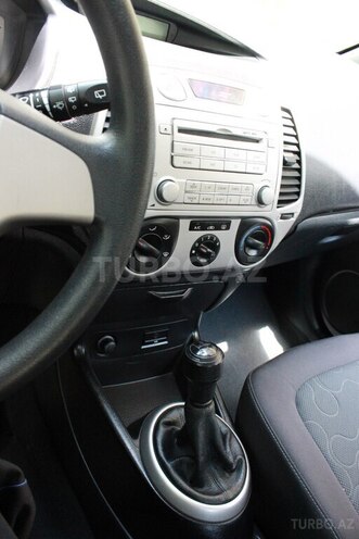 Hyundai i20 2010, 80,000 km - 1.3 l - Bakı