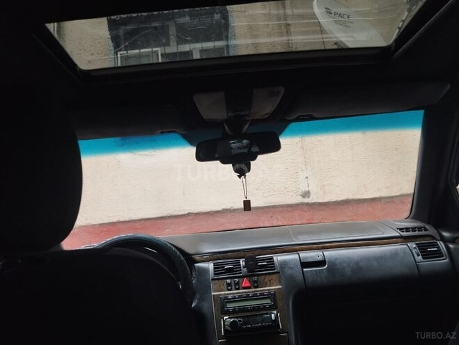 Mercedes E 300 d 1996, 29,000 km - 3.0 l - Mingəçevir