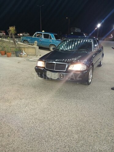 Mercedes C 180 1999, 333,000 km - 1.8 l - Bakı