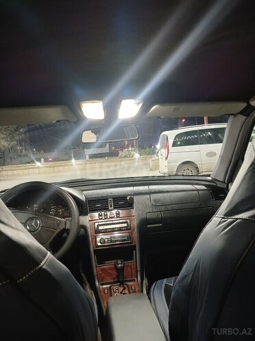 Mercedes C 180 1999, 333,000 km - 1.8 l - Bakı